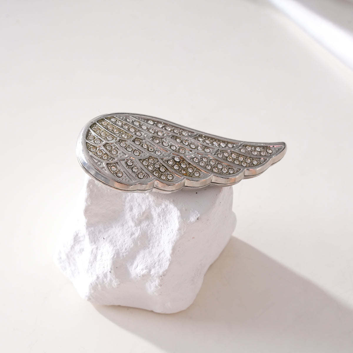 Light feather flying TrendyRush