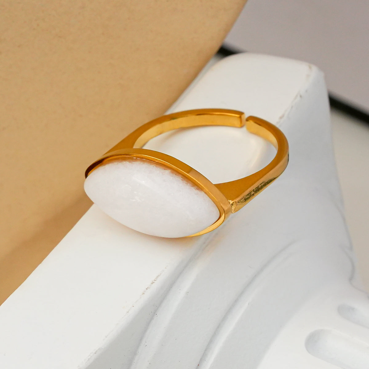 White moonstone ring TrendyRush