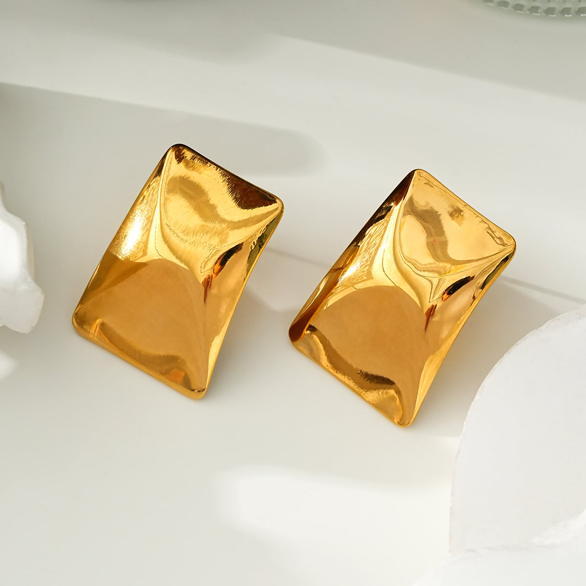 Curved stainless steel earrings TrendyRush