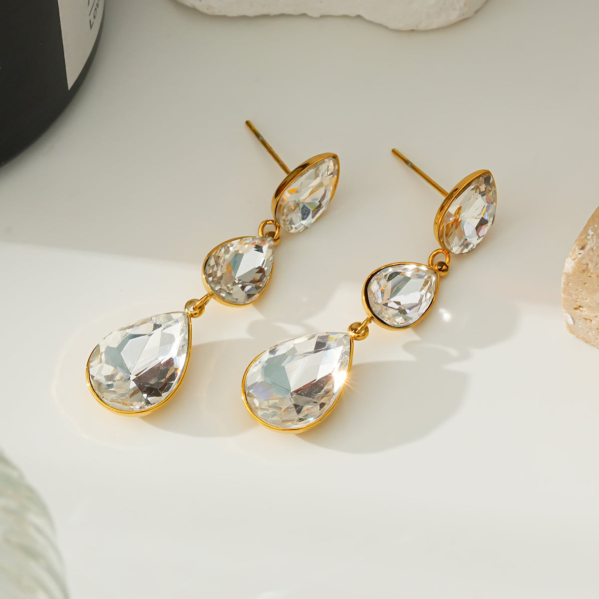 Droplet shaped crystal earrings TrendyRush