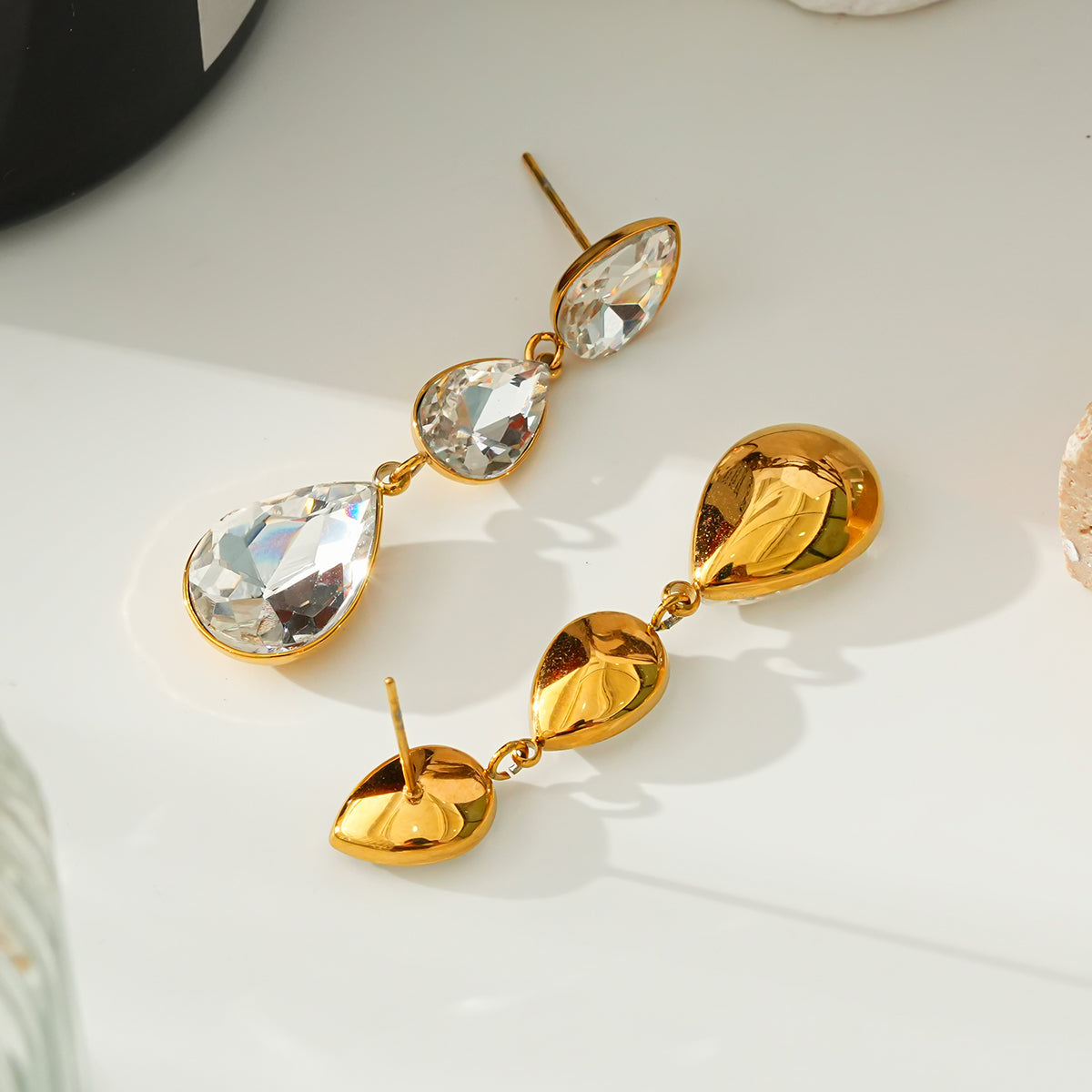 Droplet shaped crystal earrings TrendyRush