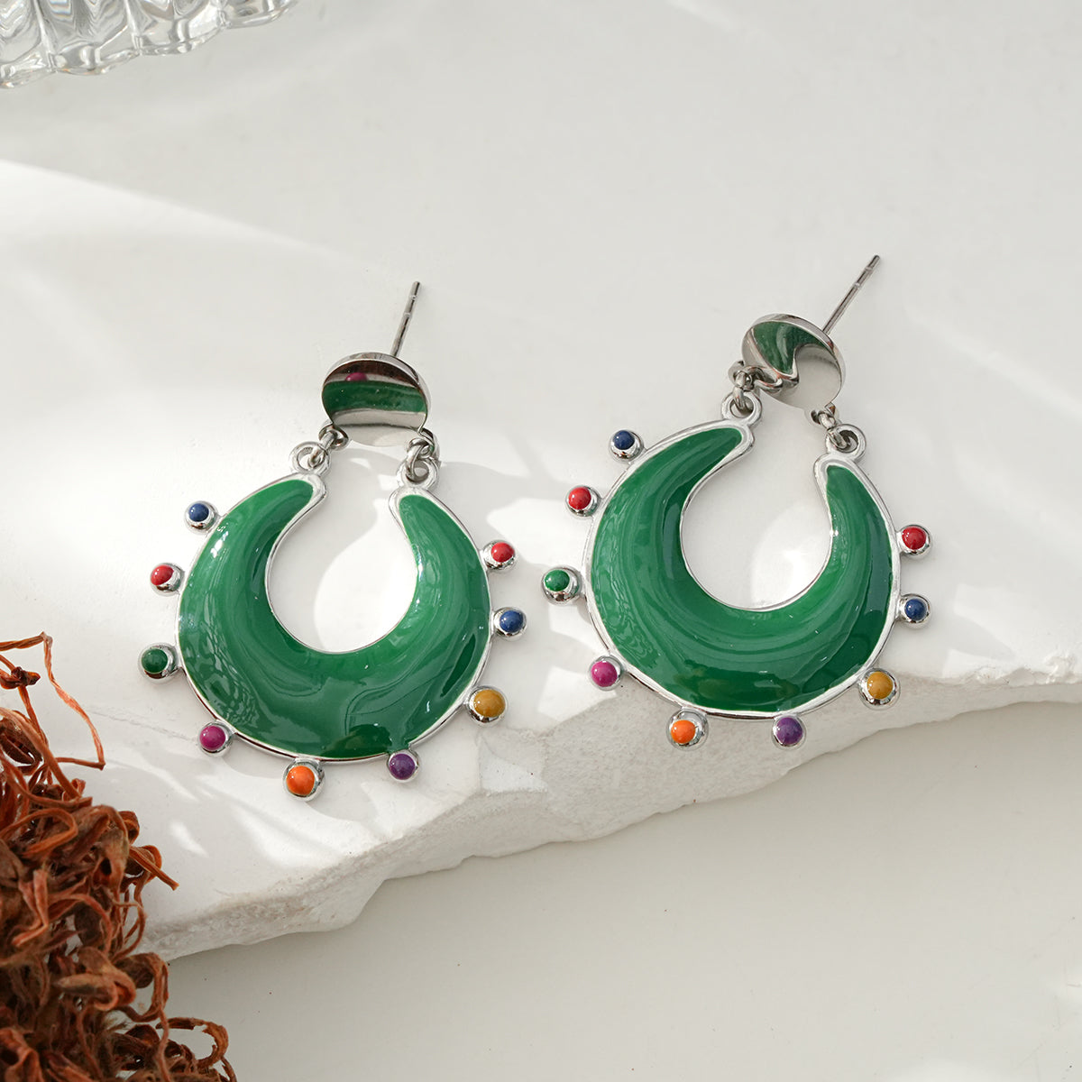 Crescent shaped plastic earrings TrendyRush