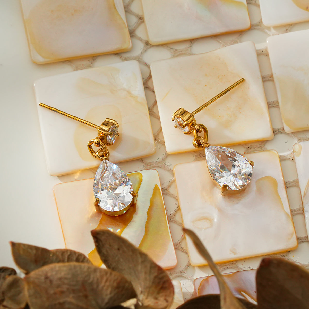 Hanging water droplets earrings TrendyRush