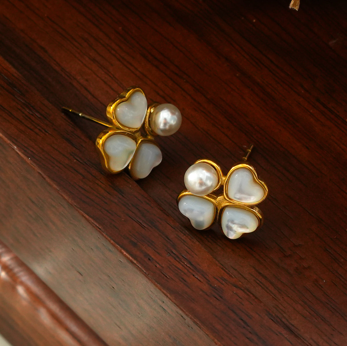 Three love earrings TrendyRush