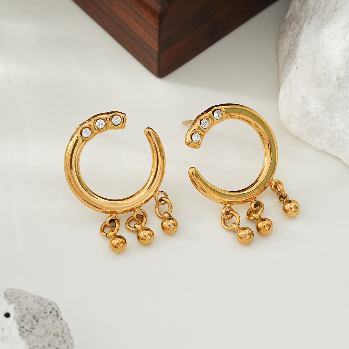 C-shaped earrings TrendyRush