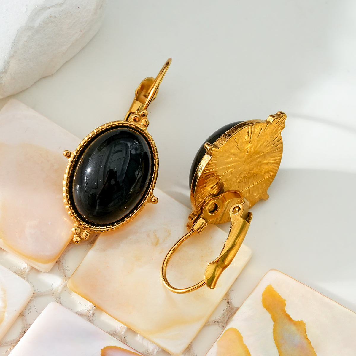 Mystery black earrings TrendyRush