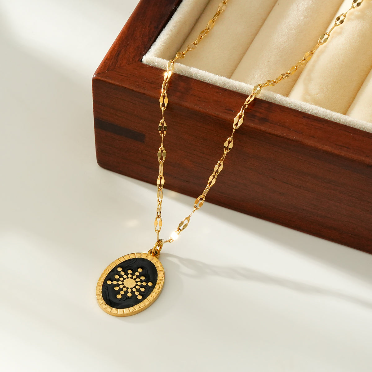 charm necklace TrendyRush