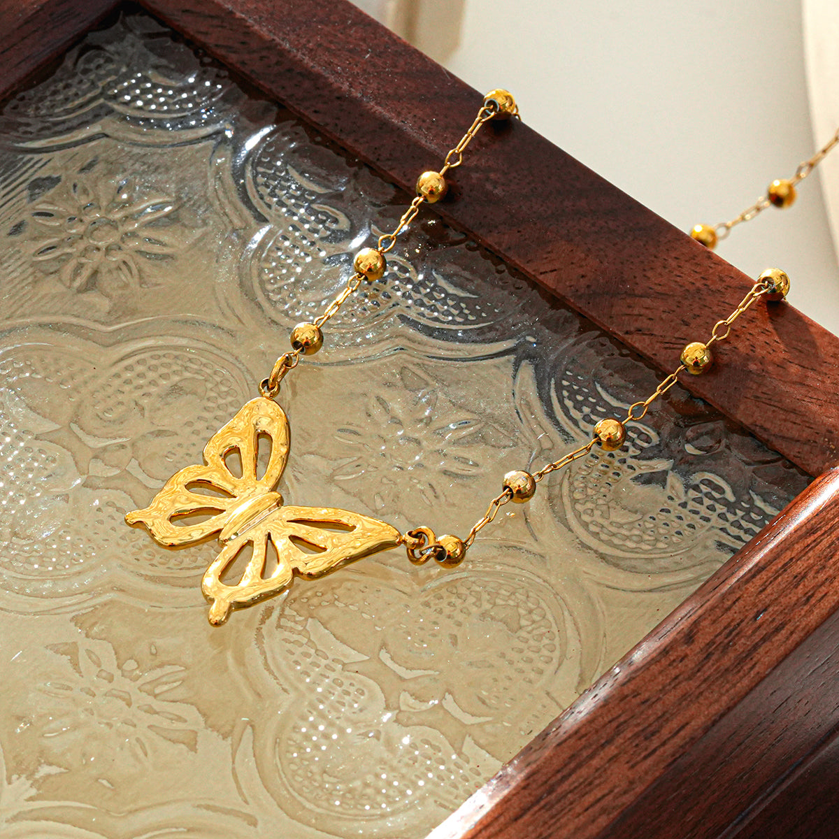 Beaded butterfly necklace TrendyRush