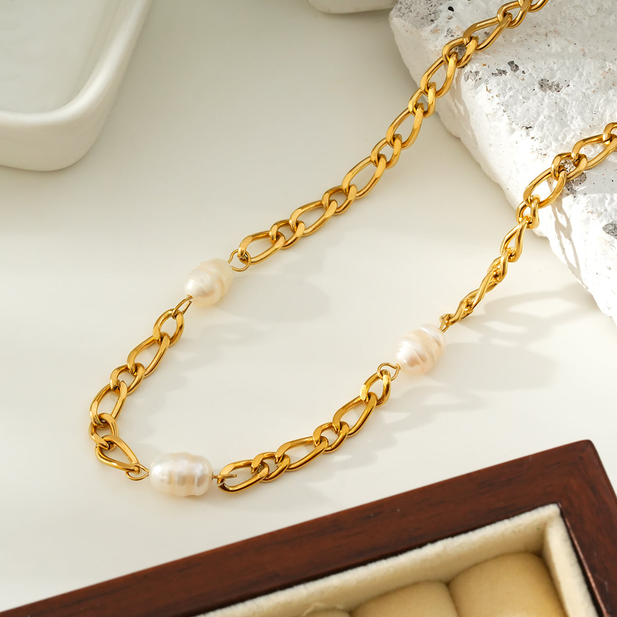 Pearl string necklace TrendyRush