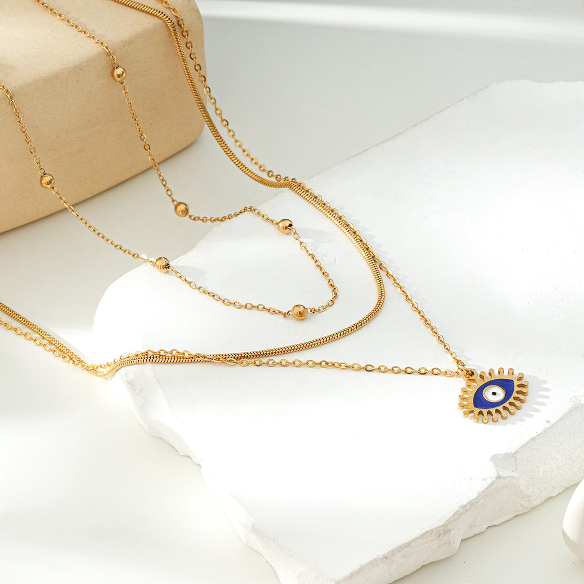 Evil necklace TrendyRush