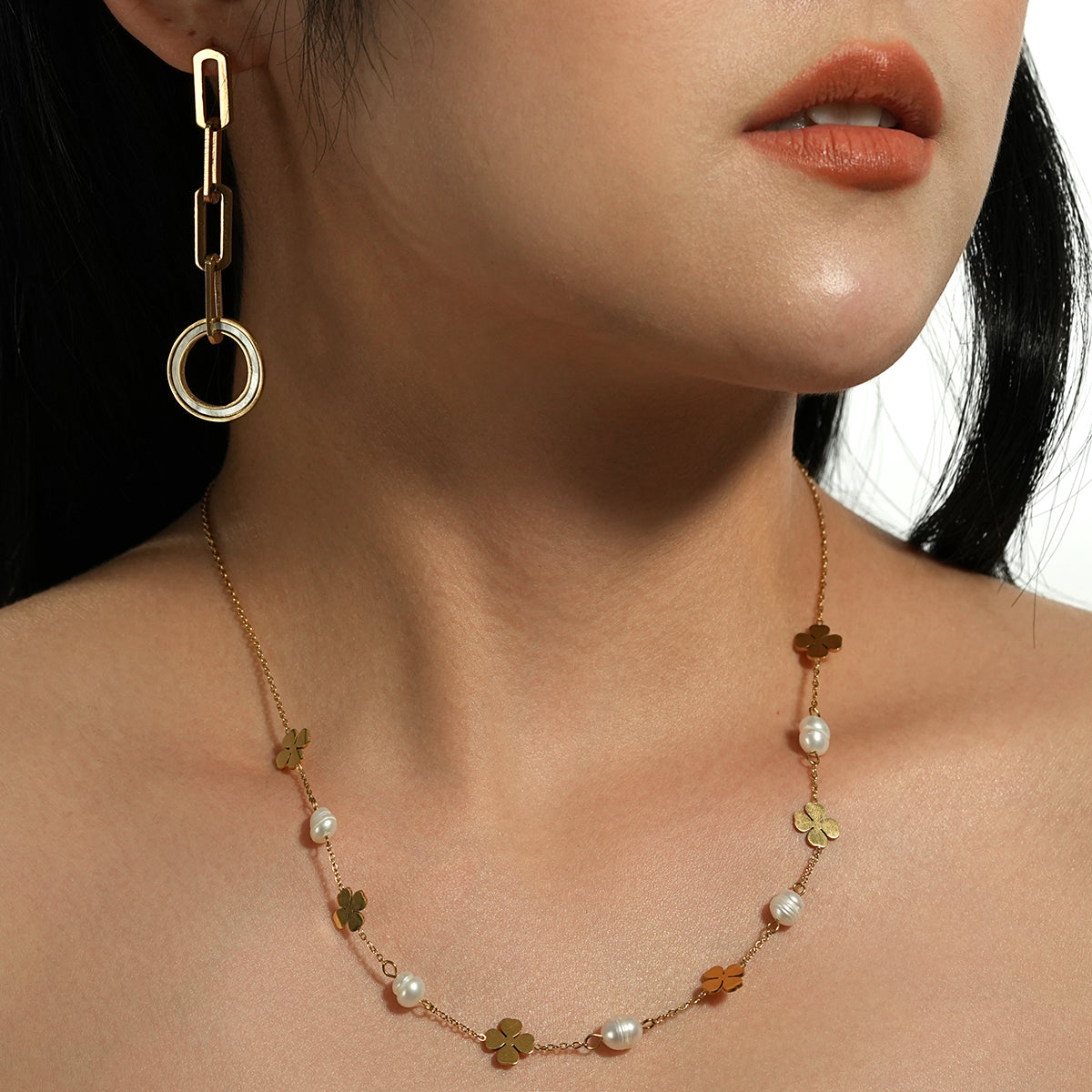 Lapping chain earrings TrendyRush