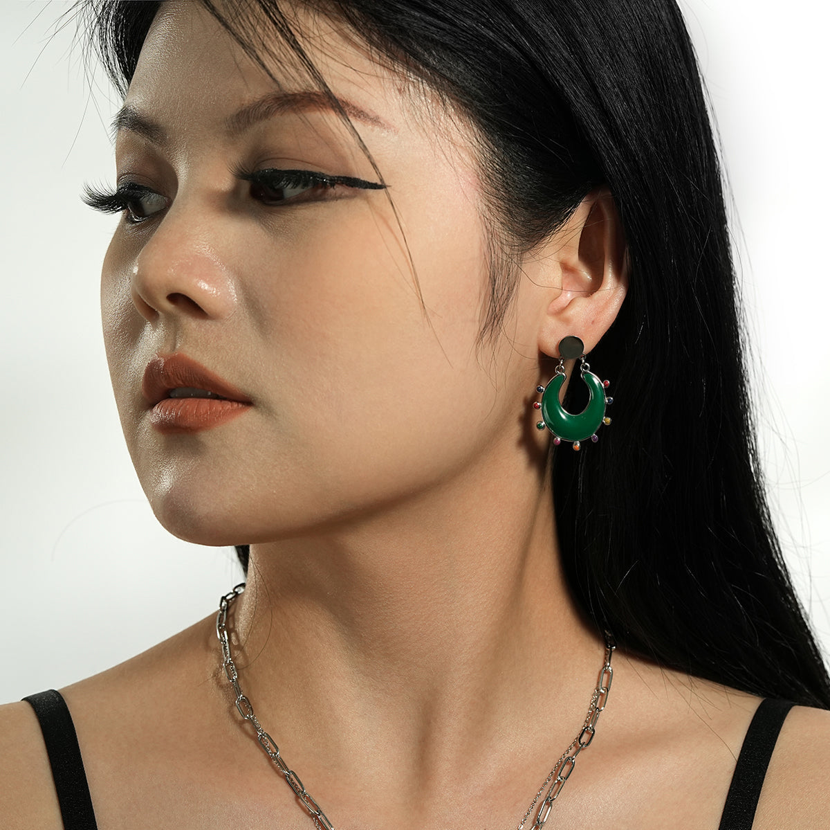 Crescent shaped plastic earrings TrendyRush