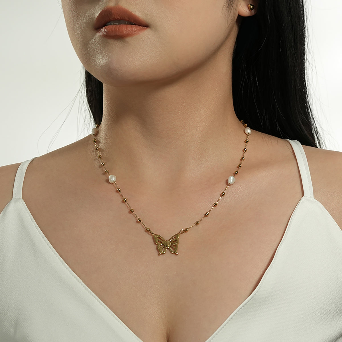 Beaded butterfly necklace TrendyRush