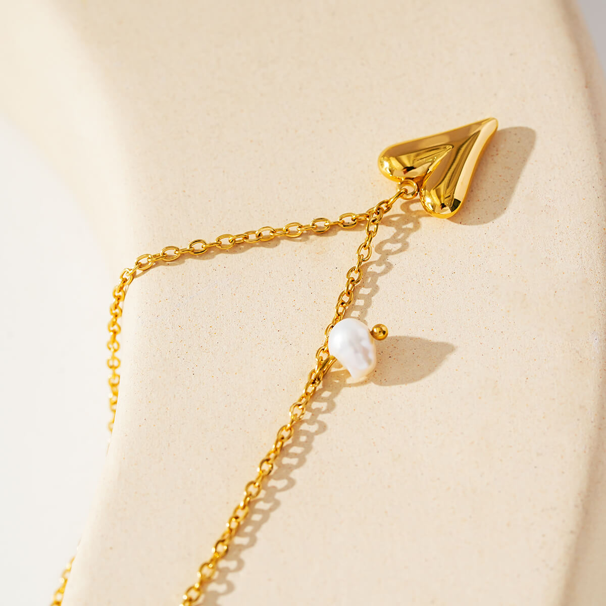 "Love" Anklet TrendyRush