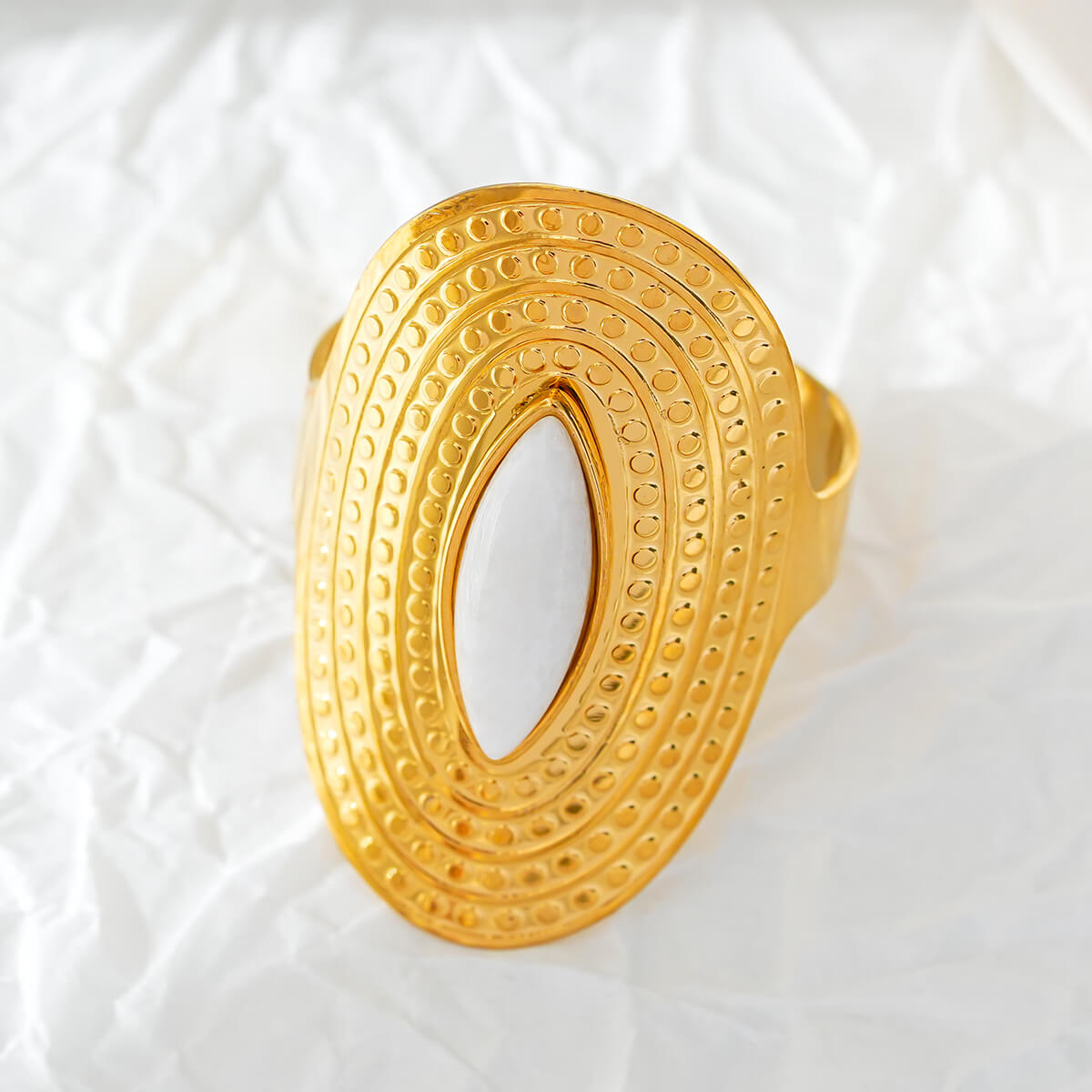 White oval ring TrendyRush