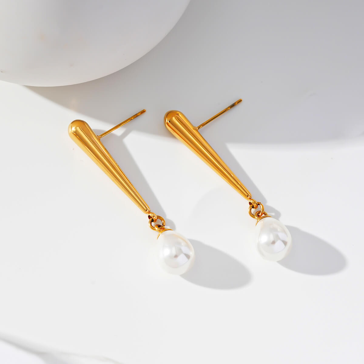 Pearl drop earrings TrendyRush