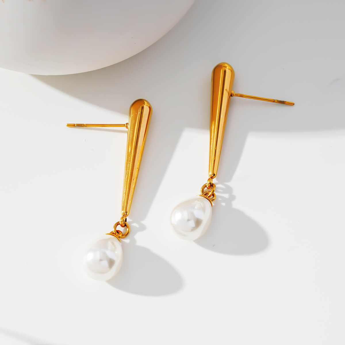 Pearl drop earrings TrendyRush