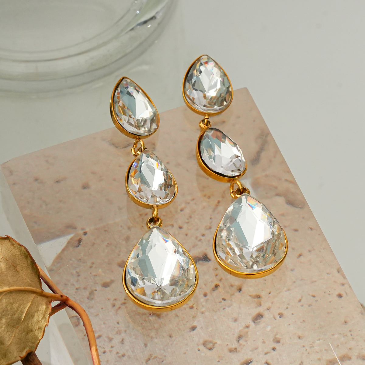 Droplet shaped crystal earrings TrendyRush