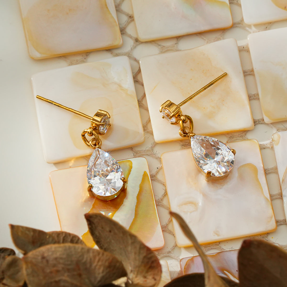 Hanging water droplets earrings TrendyRush