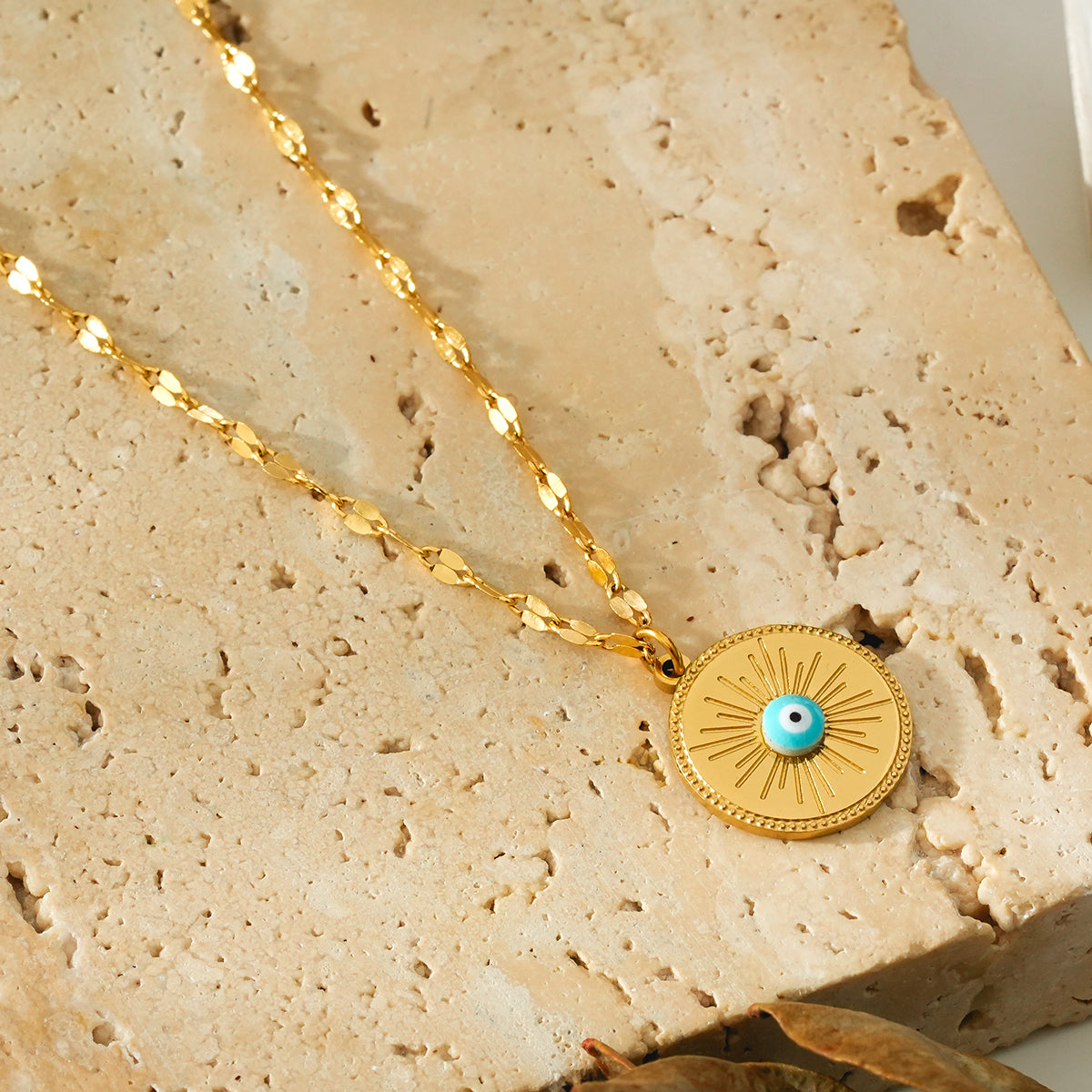 The talisman necklace TrendyRush