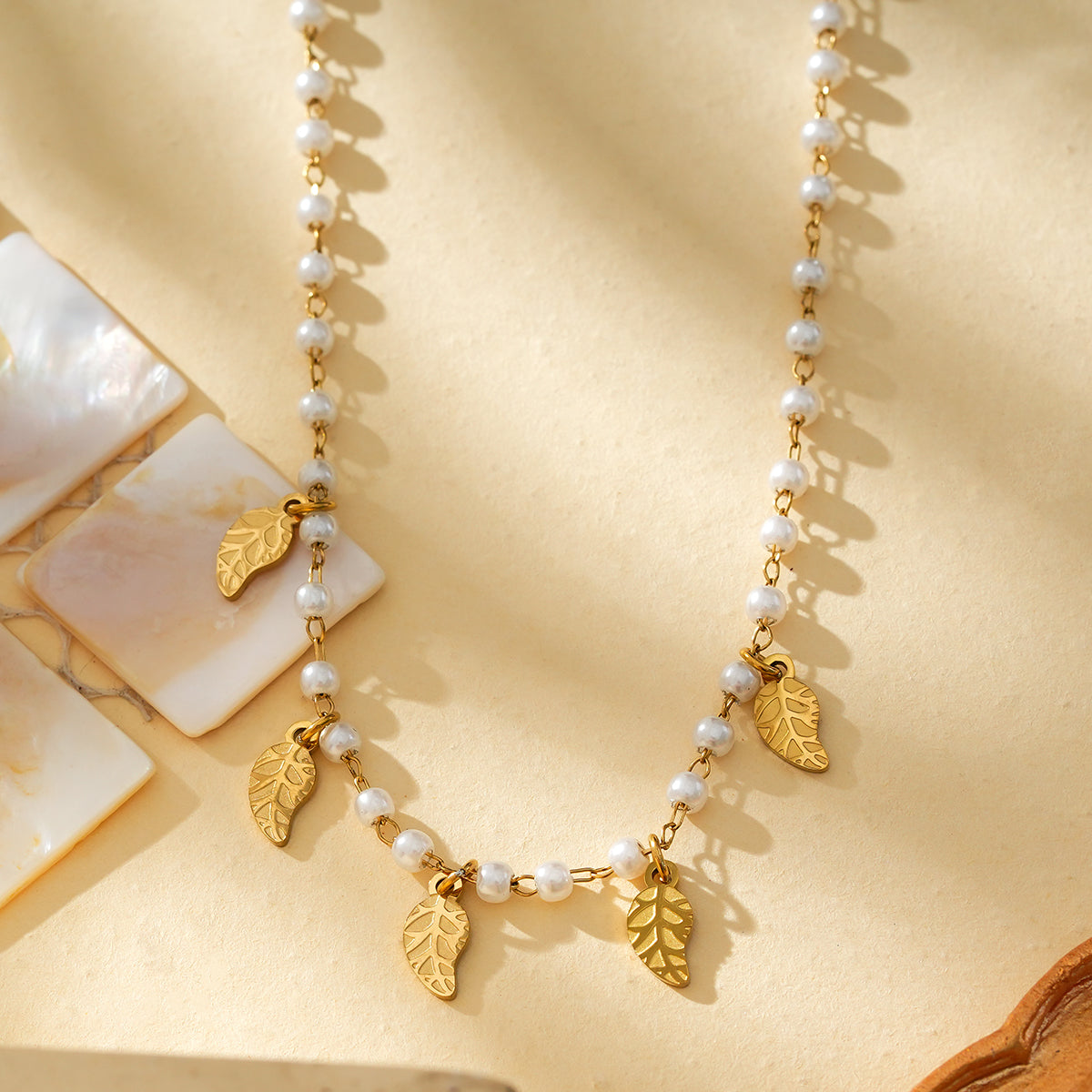 Leaf necklace TrendyRush