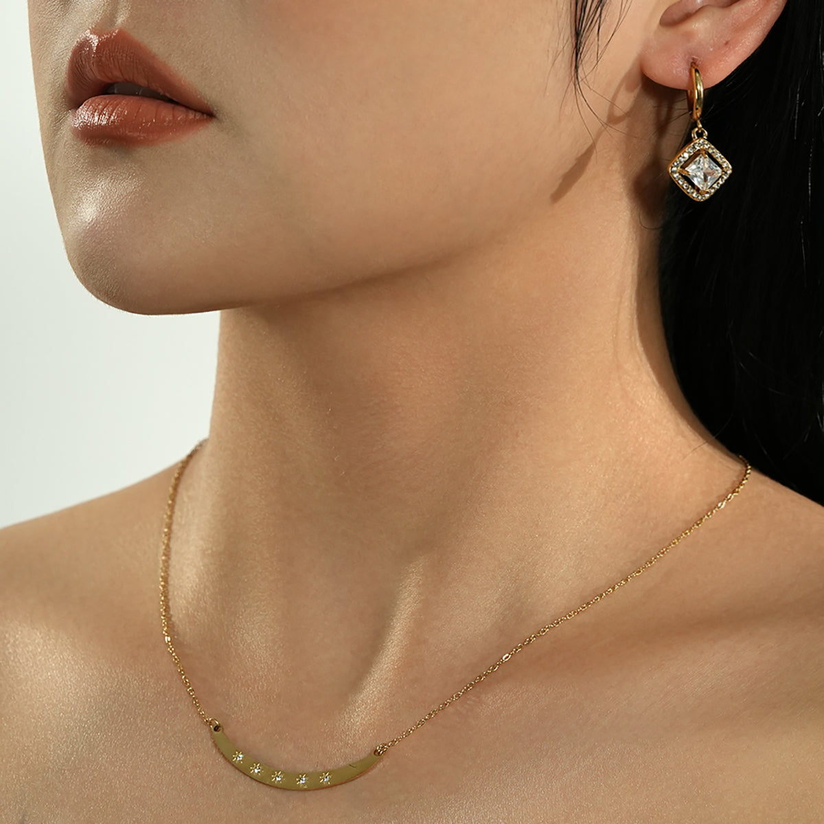 Elina Earrings TrendyRush