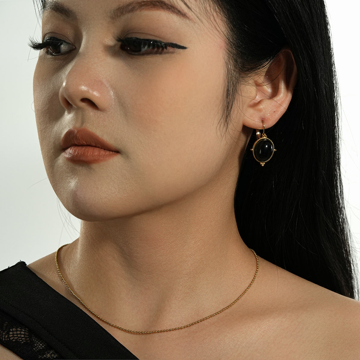 Mystery black earrings TrendyRush