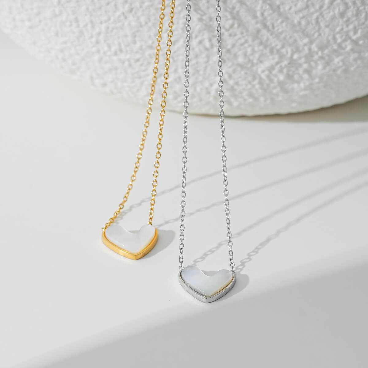 Heart shaped fritillary necklace TrendyRush