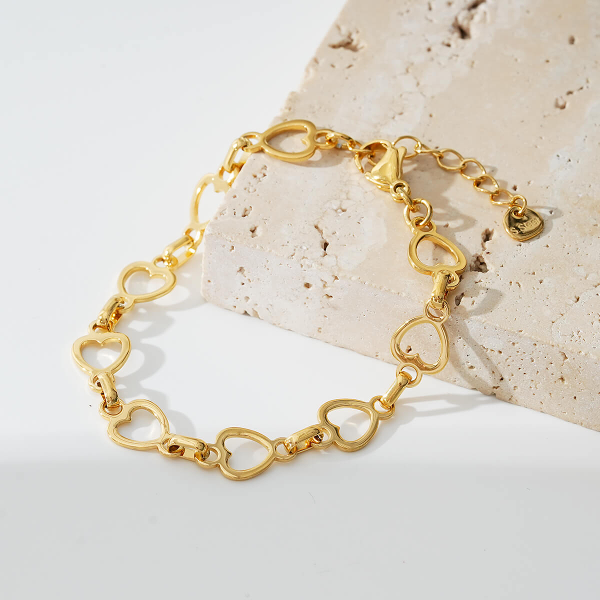 Hollow heart chain bracelet TrendyRush